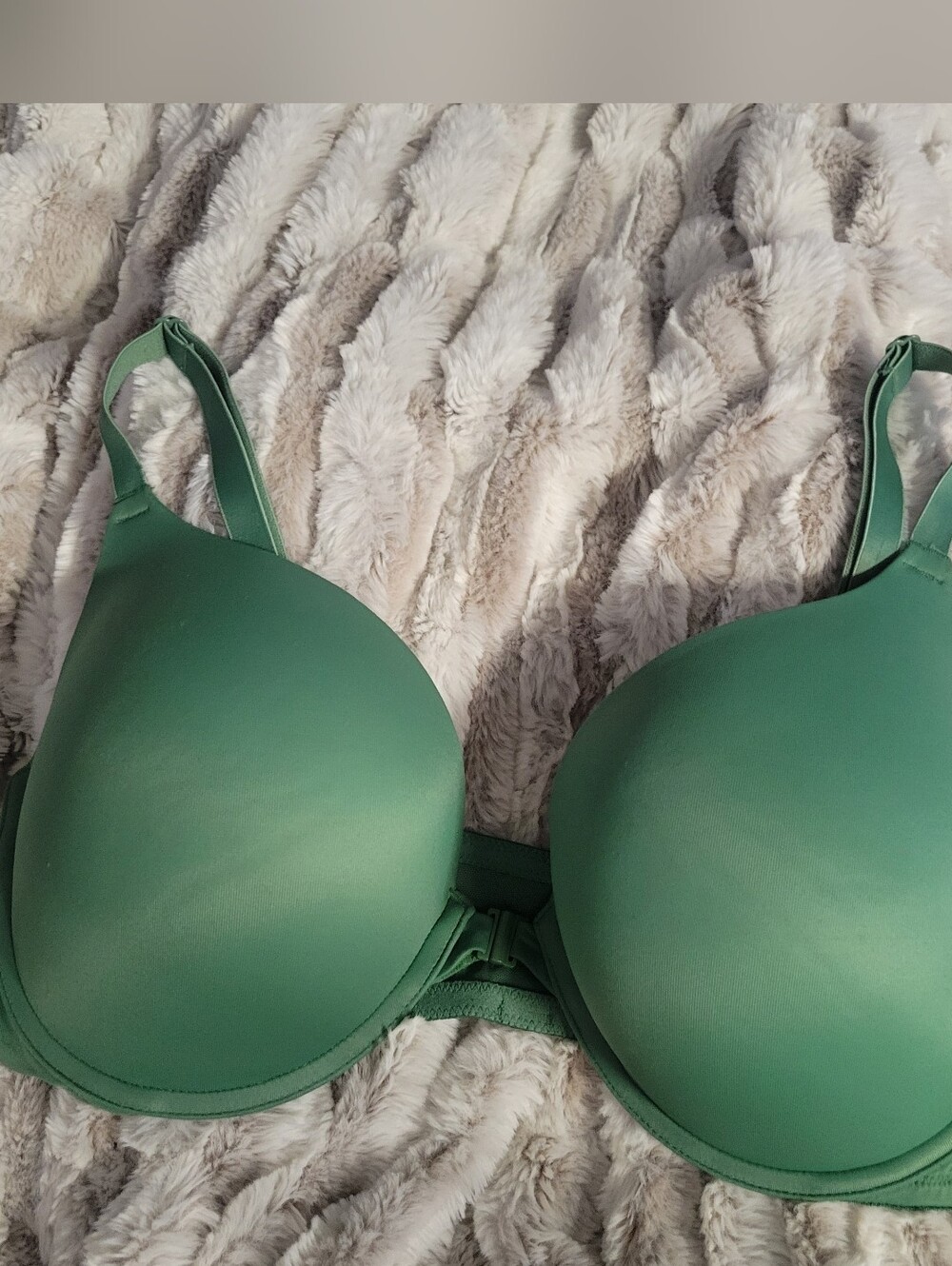 Victoriss Secret PINK 38D Wear Everywhere Push Up Tee Shirt Bra